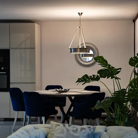 Glamour Ordona 5 Nový Štětín